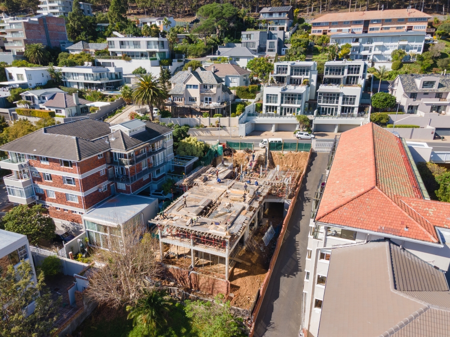 3 Bedroom Property for Sale in Sea Point Western Cape